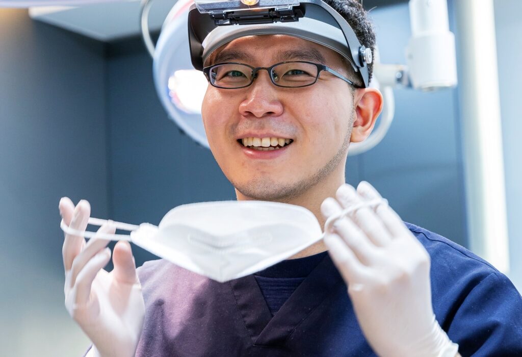 일산피부과 리뉴앤영 의원 대표원장 이우석 사각턱 보톡스 상담